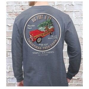 New unisex SIMPLY SOUTHERN Big Foot Tree Farm Long Sleeve gray adult large